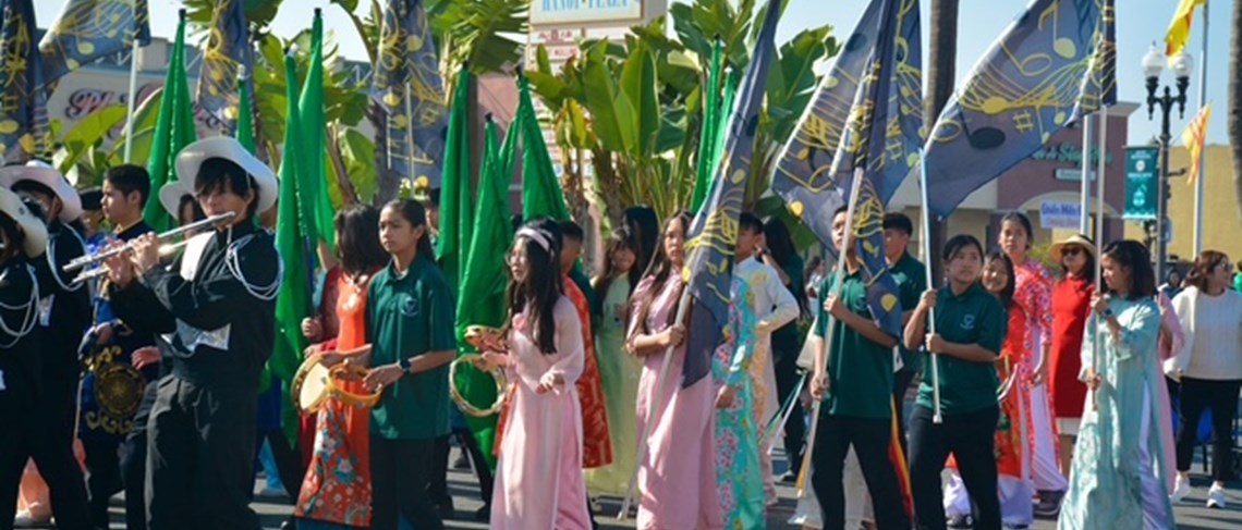 Tet Parade
